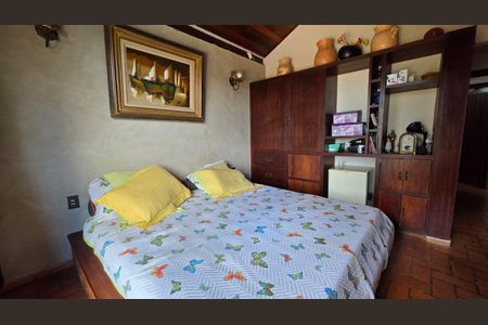 Casa de condomínio à venda com 1050m², 3 quartos e 2 vagas Casa de condomínio à venda com 1050m², 3 quartos e 2 vagasQuarto 2