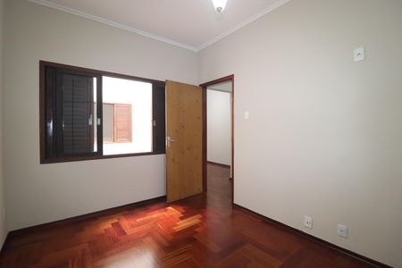 Casa para alugar com 200m², 3 quartos e 2 vagasQuarto 2