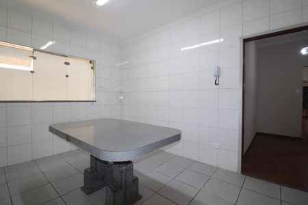 Casa para alugar com 200m², 3 quartos e 2 vagasCopa