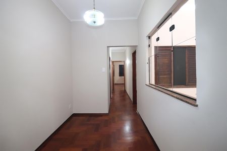 Casa para alugar com 200m², 3 quartos e 2 vagasEscritório