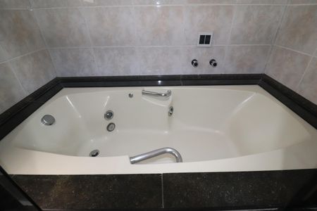Casa para alugar com 200m², 3 quartos e 2 vagasBanheiro 2
