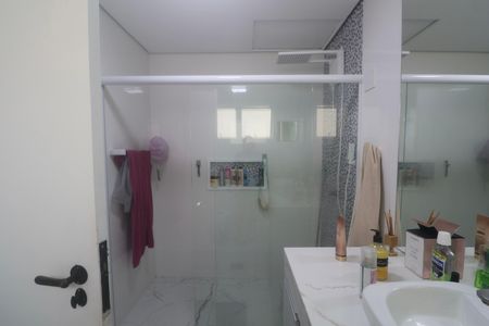 Apartamento para alugar com 170m², 3 quartos e 2 vagas Apartamento para alugar com 170m², 3 quartos e 2 vagasBanheiro Suíte