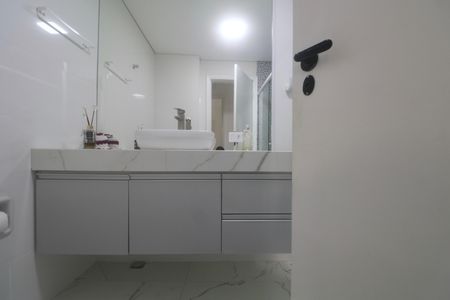 Apartamento para alugar com 170m², 3 quartos e 2 vagas Apartamento para alugar com 170m², 3 quartos e 2 vagasBanheiro Social