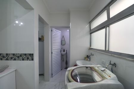 Apartamento para alugar com 170m², 3 quartos e 2 vagas Apartamento para alugar com 170m², 3 quartos e 2 vagasÁrea de Serviço