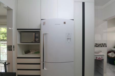 Apartamento para alugar com 170m², 3 quartos e 2 vagas Apartamento para alugar com 170m², 3 quartos e 2 vagasCozinha