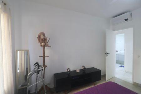 Apartamento para alugar com 170m², 3 quartos e 2 vagas Apartamento para alugar com 170m², 3 quartos e 2 vagasQuarto