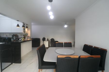 Apartamento para alugar com 170m², 3 quartos e 2 vagas Apartamento para alugar com 170m², 3 quartos e 2 vagasSala