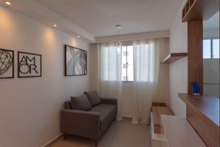 Apartamento à venda com 51m², 2 quartos e 1 vaga Apartamento à venda com 51m², 2 quartos e 1 vagaSala