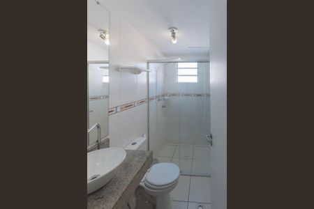 Apartamento à venda com 51m², 2 quartos e 1 vaga Apartamento à venda com 51m², 2 quartos e 1 vagaBanheiro
