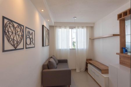 Apartamento à venda com 51m², 2 quartos e 1 vaga Apartamento à venda com 51m², 2 quartos e 1 vagaSala