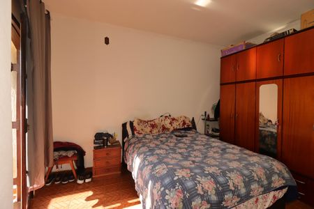 Casa à venda com 168m², 3 quartos e 2 vagasSuíte