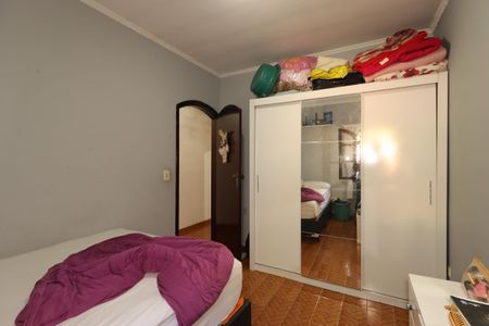 Casa à venda com 168m², 3 quartos e 2 vagasQuarto 1