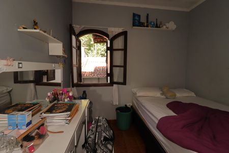Casa à venda com 168m², 3 quartos e 2 vagasQuarto 1