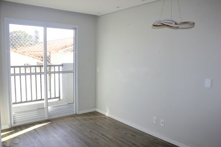 Sala de apartamento para alugar com 2 quartos, 42m² em Jardim Adriana, Guarulhos