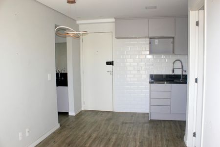Sala de apartamento para alugar com 2 quartos, 42m² em Jardim Adriana, Guarulhos
