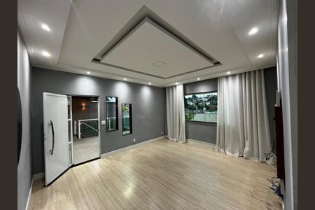 Sala de casa de condomínio para alugar com 2 quartos, 60m² em Anchieta, Nilópolis
