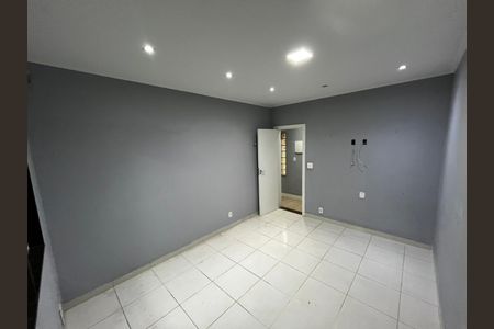 Casa de condomínio para alugar com 60m², 2 quartos e 2 vagas Casa de condomínio para alugar com 60m², 2 quartos e 2 vagasQuarto 1