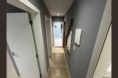 Casa de condomínio para alugar com 60m², 2 quartos e 2 vagas Casa de condomínio para alugar com 60m², 2 quartos e 2 vagasCorredor