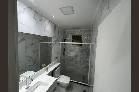 Casa de condomínio para alugar com 60m², 2 quartos e 2 vagas Casa de condomínio para alugar com 60m², 2 quartos e 2 vagasBanheiro