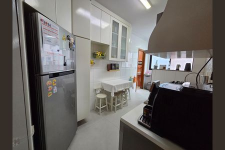 Apartamento para alugar com 74m², 2 quartos e 1 vaga Apartamento para alugar com 74m², 2 quartos e 1 vagaCozinha