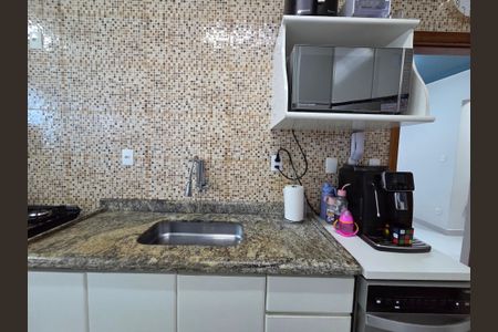Apartamento para alugar com 74m², 2 quartos e 1 vaga Apartamento para alugar com 74m², 2 quartos e 1 vagaCozinha