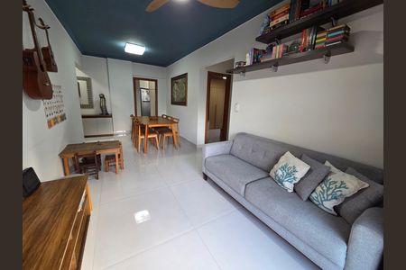 Apartamento para alugar com 74m², 2 quartos e 1 vaga Apartamento para alugar com 74m², 2 quartos e 1 vagaSala