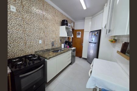 Apartamento para alugar com 74m², 2 quartos e 1 vaga Apartamento para alugar com 74m², 2 quartos e 1 vagaCozinha