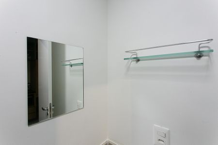 Studio para alugar com 32m², 1 quarto e sem vaga Studio para alugar com 32m², 1 quarto e sem vagaBanheiro