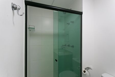 Studio para alugar com 32m², 1 quarto e sem vaga Studio para alugar com 32m², 1 quarto e sem vagaBanheiro