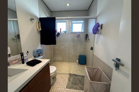 Casa de condomínio à venda com 1200m², 6 quartos e 7 vagasBanheiro da Suíte 3