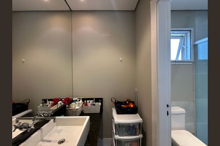 Casa de condomínio à venda com 1200m², 6 quartos e 7 vagasBanheiro 2