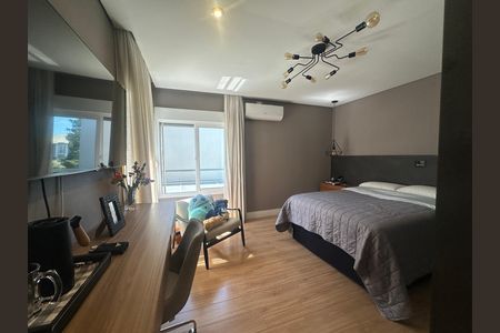 Casa de condomínio à venda com 1200m², 6 quartos e 7 vagasSuíte 1