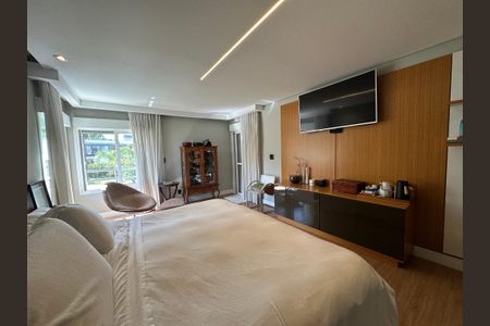 Casa de condomínio à venda com 1200m², 6 quartos e 7 vagasSuíte 2