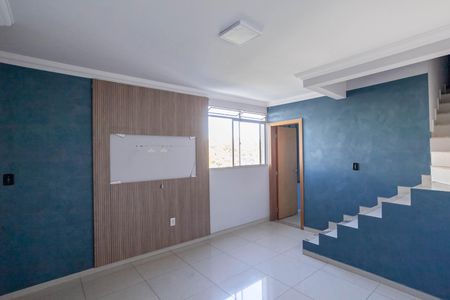 Apartamento para alugar com 142m², 3 quartos e 1 vaga Apartamento para alugar com 142m², 3 quartos e 1 vagaSala