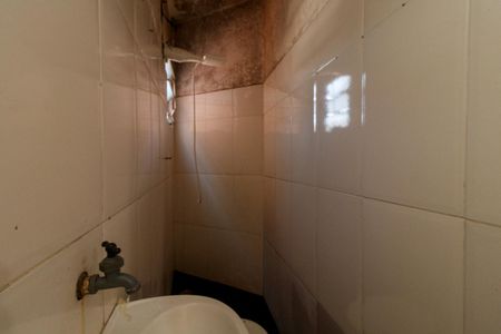 Banheiro de casa à venda com 1 quarto, 20m² em Jardim Filhos da Terra, São Paulo