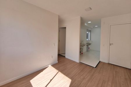 Apartamento à venda com 38m², 2 quartos e 1 vaga Apartamento à venda com 38m², 2 quartos e 1 vagaSala
