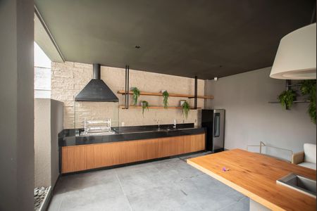 Apartamento para alugar com 86m², 3 quartos e 2 vagas Apartamento para alugar com 86m², 3 quartos e 2 vagasÁrea comum - Churrasqueira