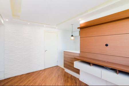 Sala de apartamento para alugar com 2 quartos, 45m² em Jardim Gracinda, Guarulhos