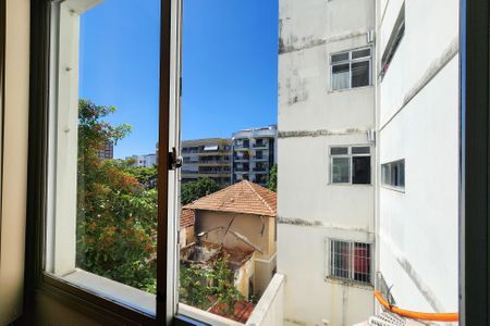Apartamento para alugar com 65m², 2 quartos e 1 vagaVista do Quarto 