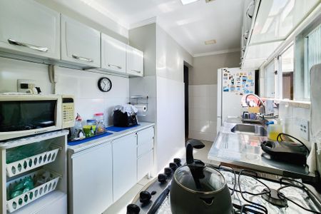 Apartamento para alugar com 65m², 2 quartos e 1 vagaCozinha 
