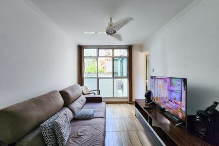 Apartamento para alugar com 65m², 2 quartos e 1 vagaSala 