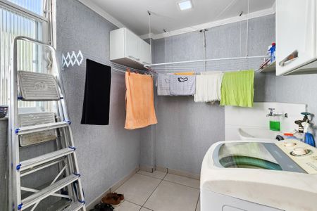 Apartamento para alugar com 65m², 2 quartos e 1 vagaÁrea de Serviço 