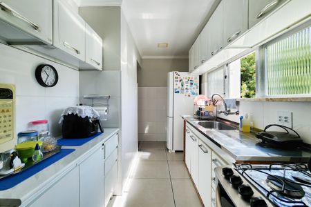 Apartamento para alugar com 65m², 2 quartos e 1 vagaCozinha 