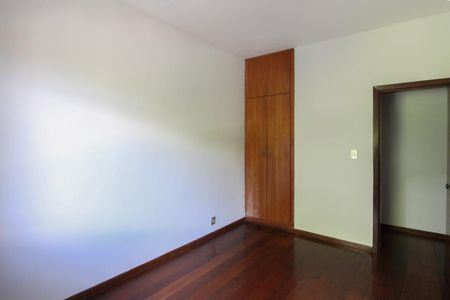 Apartamento para alugar com 97m², 3 quartos e 1 vagaQuarto 2