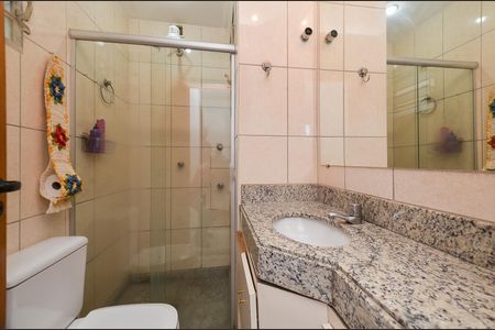 Casa à venda com 219m², 3 quartos e 2 vagasBanheiro Social