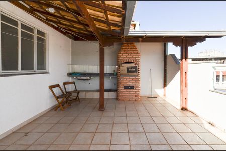 Casa à venda com 219m², 3 quartos e 2 vagasTerraço