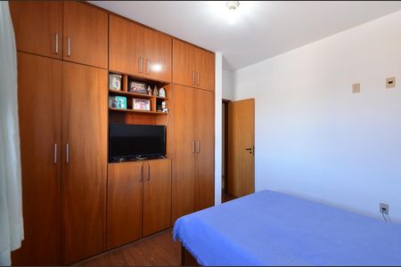 Casa à venda com 219m², 3 quartos e 2 vagasQuarto 1