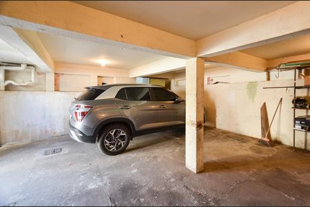 Casa à venda com 219m², 3 quartos e 2 vagasGaragem