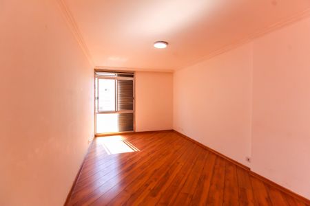 Apartamento para alugar com 90m², 3 quartos e 1 vaga Apartamento para alugar com 90m², 3 quartos e 1 vagaSala