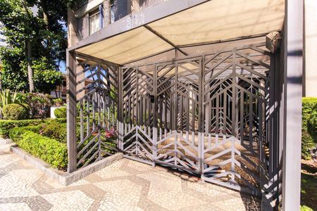 Apartamento para alugar com 90m², 3 quartos e 1 vaga Apartamento para alugar com 90m², 3 quartos e 1 vagaFachada